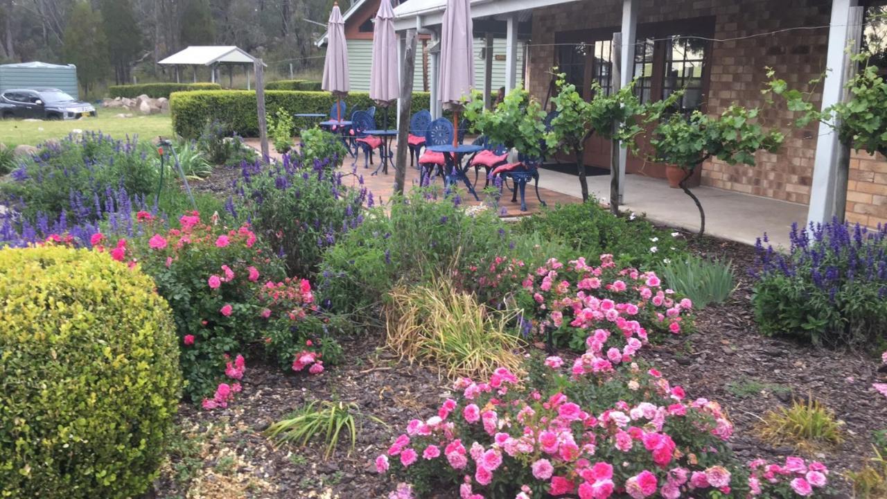 Girraween Country Inn Ballandean Exterior photo